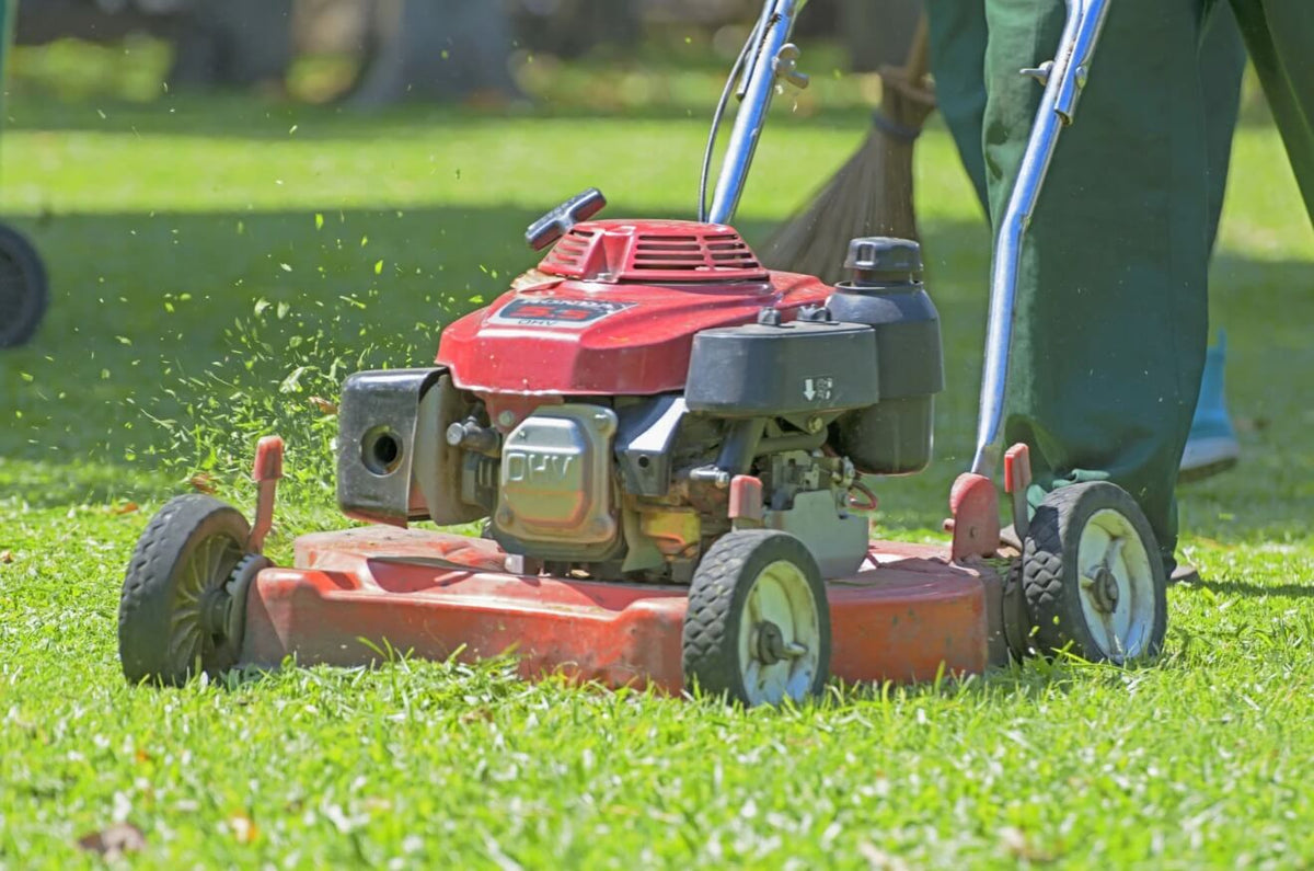 How Many Calories Does Mowing the Lawn Burn?