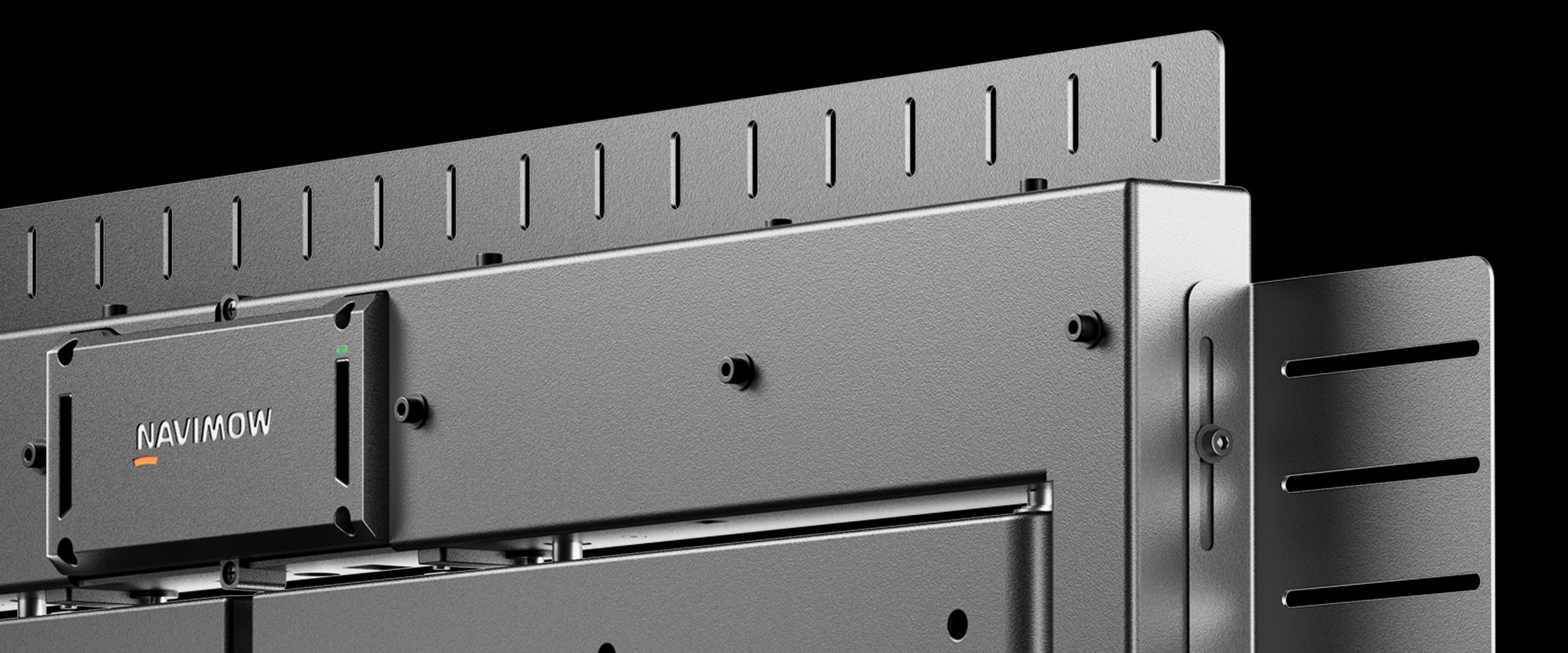 <p>Built with high-strength steel to withstand repeated bumps from mowers and pets, without bending or losing shape.</p>