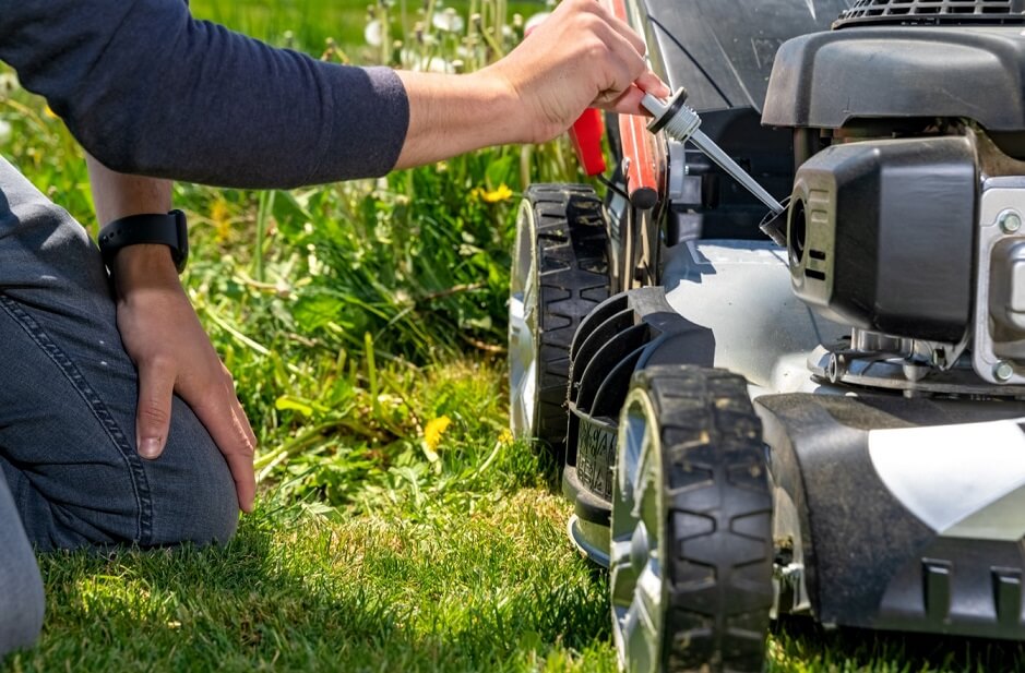 How to winterize a lawnmower