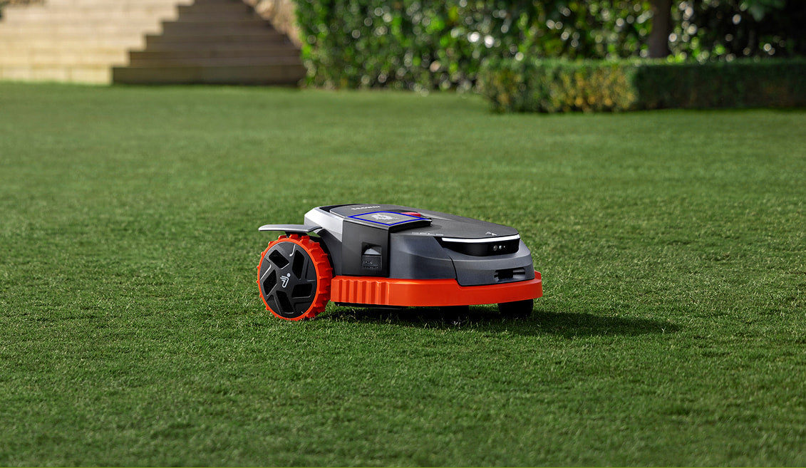 Navimow X4 | Ultimate 4WD All-Terrain Robotic Mower – Segway Navimow